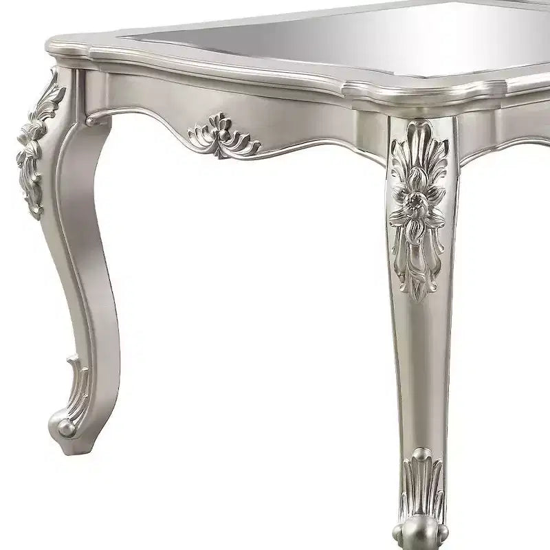 Table de salle à manger rectangulaire de 244 cm (finition champagne) — style élégant, huit places.