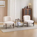 Fauteuil d'appoint en bois d'hévéa de style moderne, rembourré en tissu bouclé.
