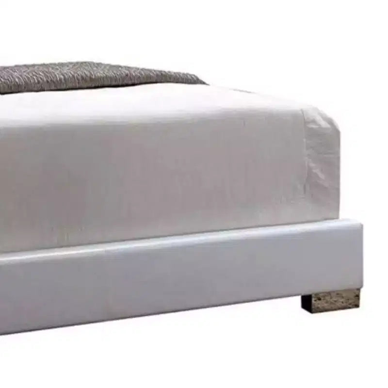 Grand lit double de 216 cm avec lumières LED et tête de lit en similicuir