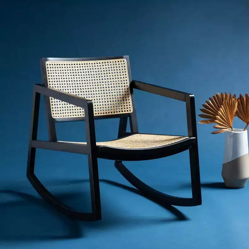 Fauteuil à bascule en rotin