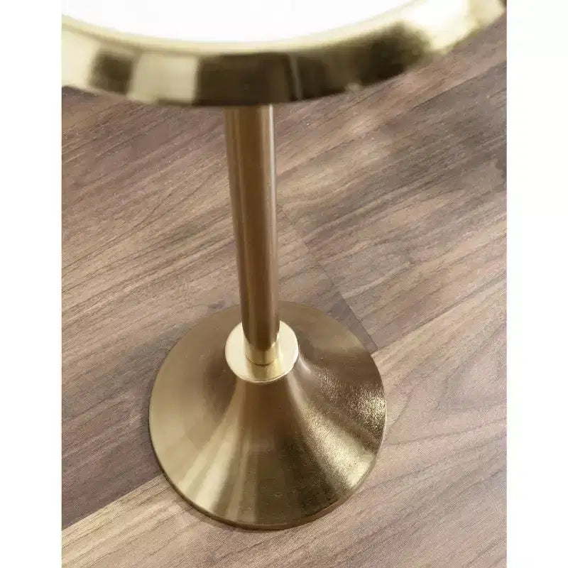 Table à Boire en Métal