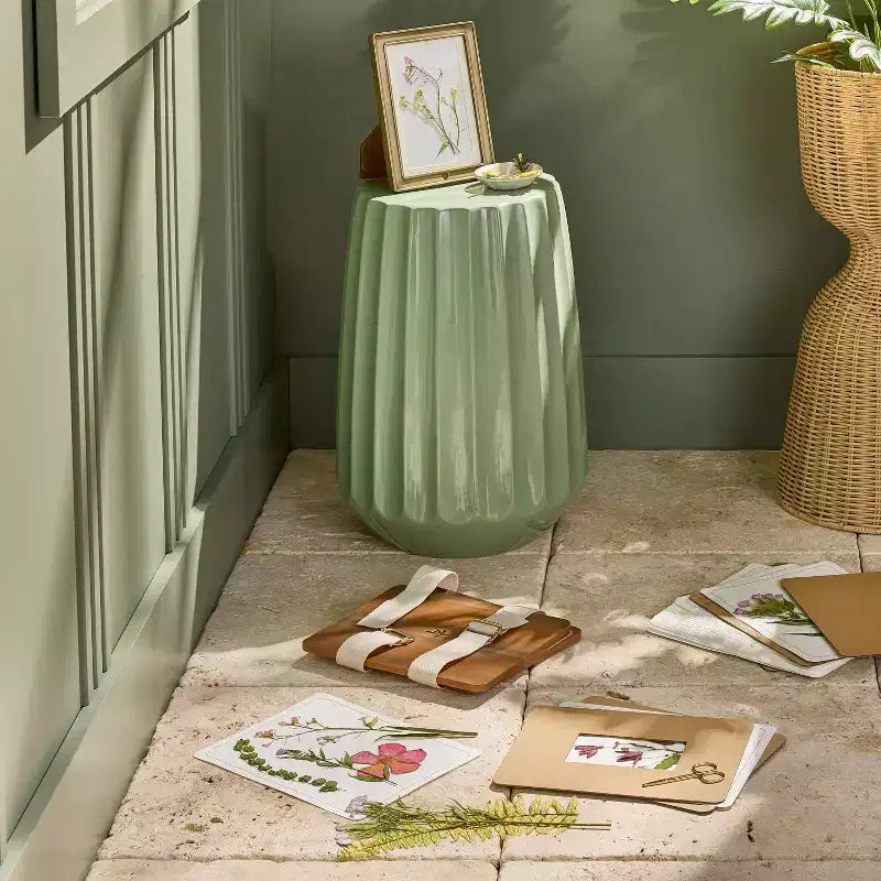 Table d'appoint en céramique -
